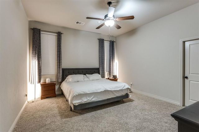 609 Parsons Drive, Yukon, OK 73099