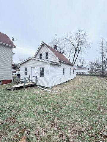 4701 Gifford Avenue, Cleveland, OH 44144