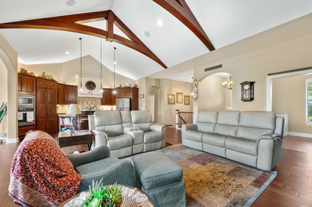 1312 E Lookout, Derby, KS 67037