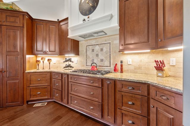 1312 E Lookout, Derby, KS 67037