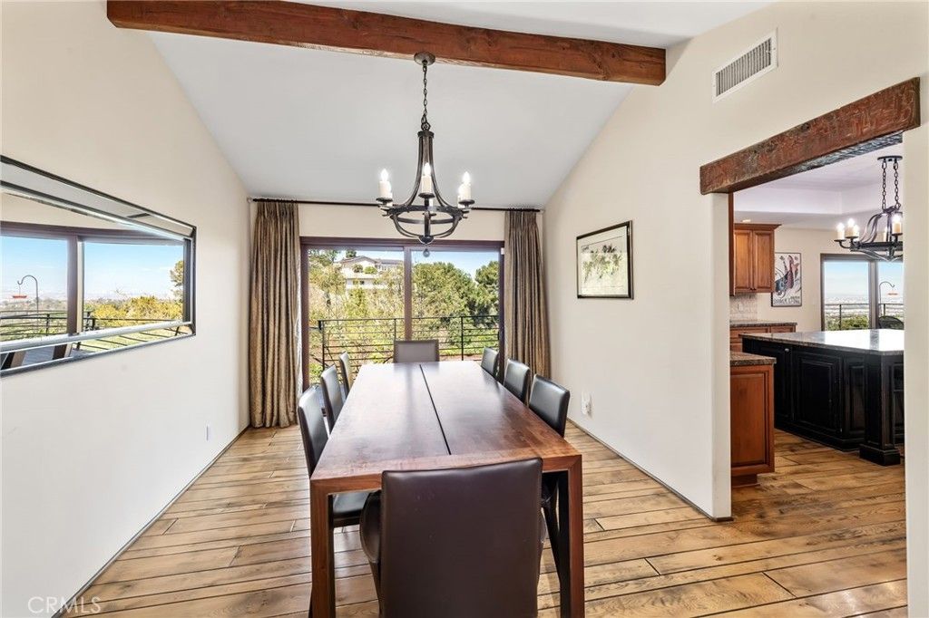 property-img
