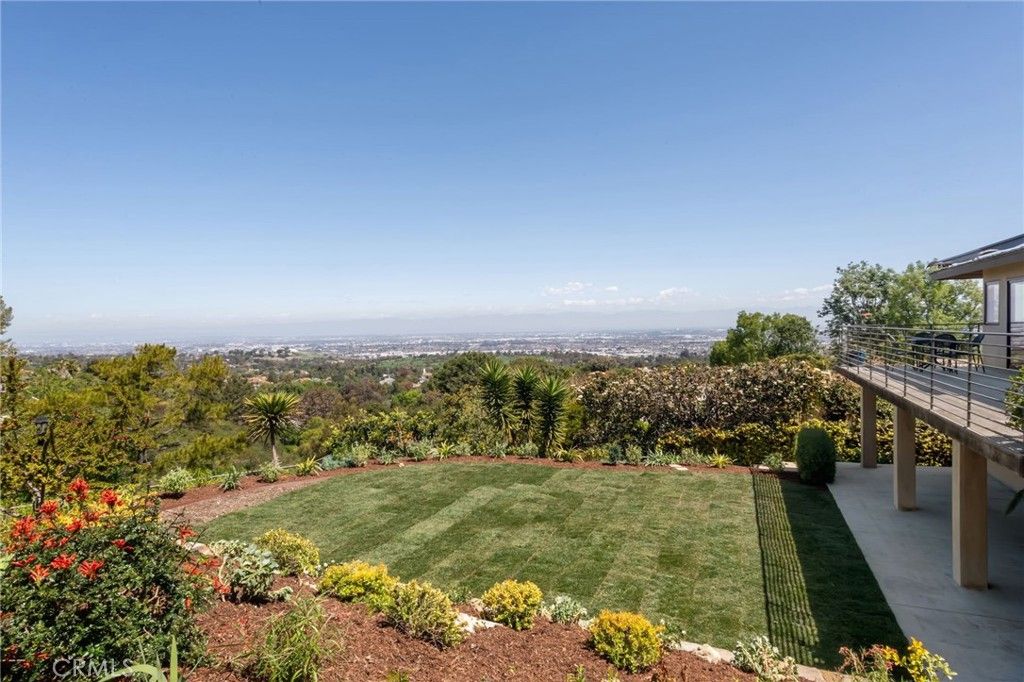 property-img