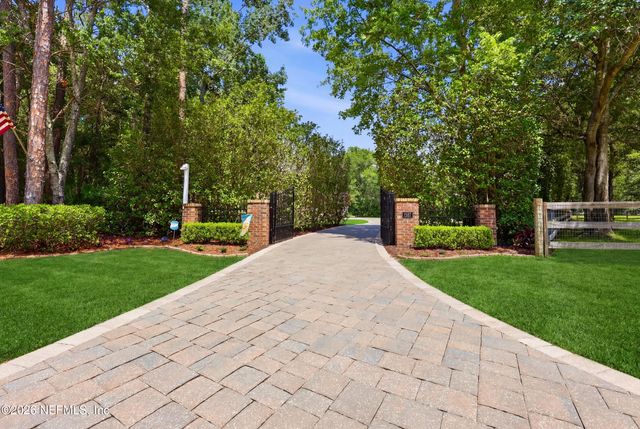 1587 SCOTTRIDGE Lane, St. Johns, FL 32259