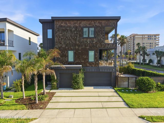 105 N 11TH Avenue, Jacksonville Beach, FL 32250