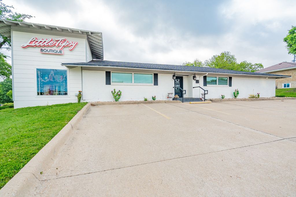 501 S Goliad Street, Rockwall, TX 75087