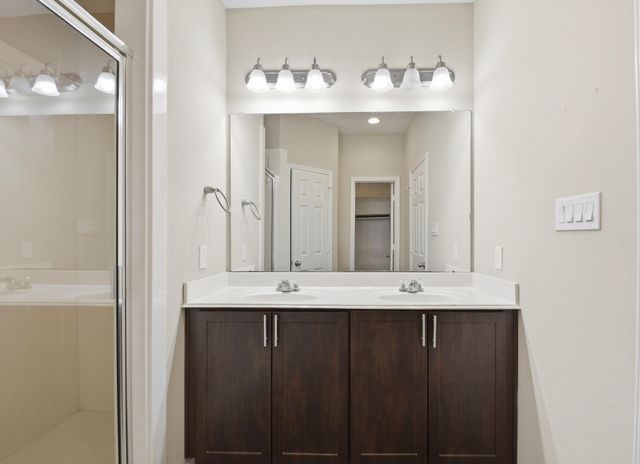 3018 Greenbriar Springs Drive, Houston, TX 77073