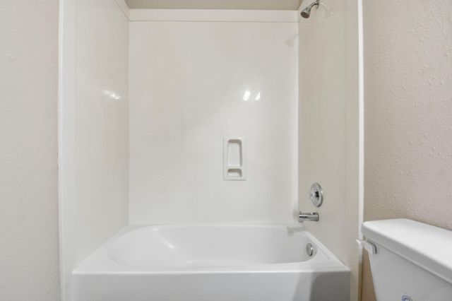 3018 Greenbriar Springs Drive, Houston, TX 77073