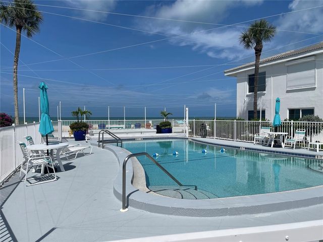 5400 GULF DRIVE 32, Bradenton Beach, FL 34217