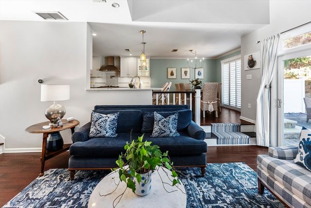 80 Fairway Dr 80, Plymouth, MA 02360