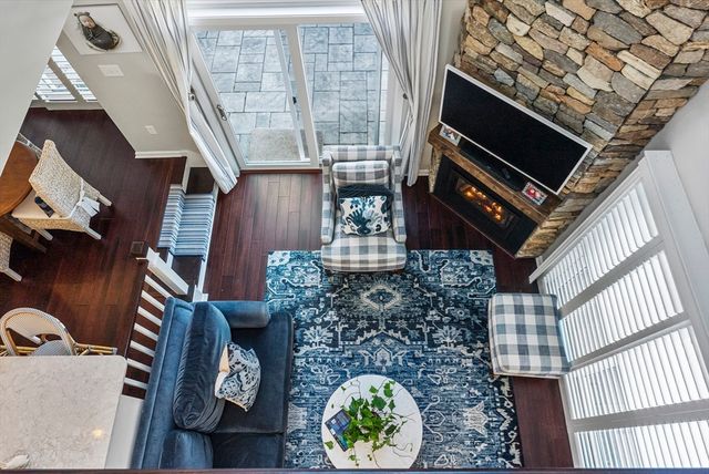 80 Fairway Dr 80, Plymouth, MA 02360