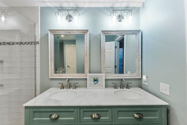 80 Fairway Dr 80, Plymouth, MA 02360