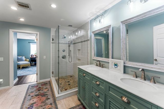 80 Fairway Dr 80, Plymouth, MA 02360