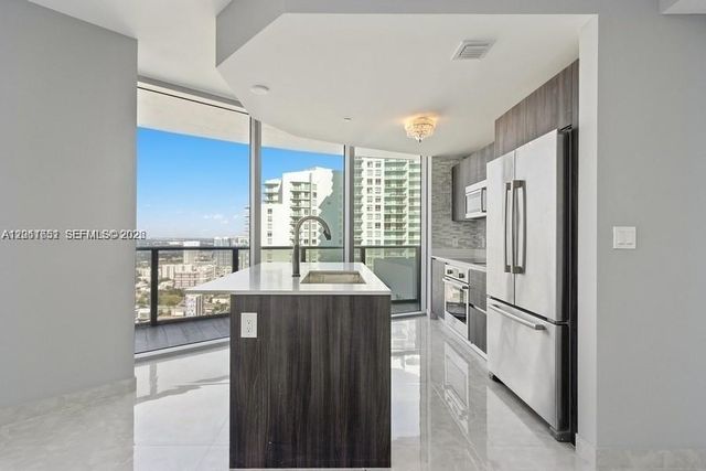 488 NE 18th Street 3801, Miami, FL 33132