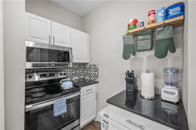 3295 Bloomfield Avenue, Clarkdale, GA 30111