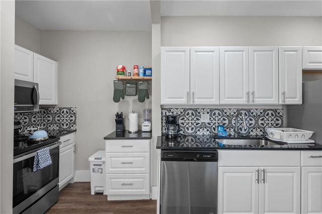 3295 Bloomfield Avenue, Clarkdale, GA 30111