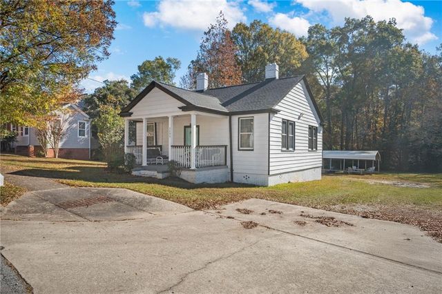 3295 Bloomfield Avenue, Clarkdale, GA 30111