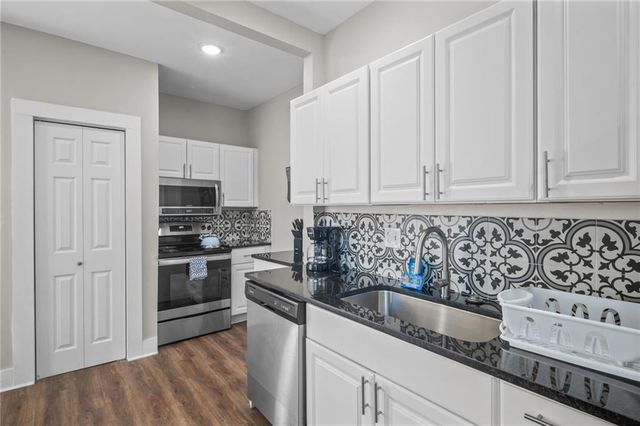 3295 Bloomfield Avenue, Clarkdale, GA 30111