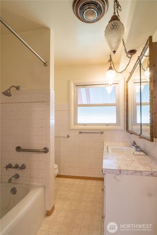 2100 SE Rd M, Moses Lake, WA 98837