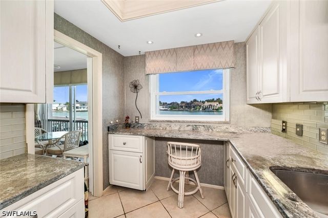 3400 Gulf Shore BLVD N J3, Naples, FL 34103