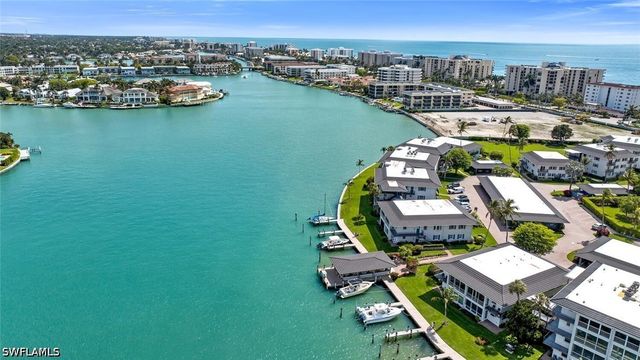 3400 Gulf Shore BLVD N J3, Naples, FL 34103