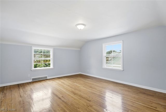 1159 Brandon Road, Cleveland Heights, OH 44112