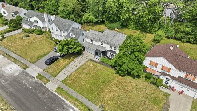 1159 Brandon Road, Cleveland Heights, OH 44112