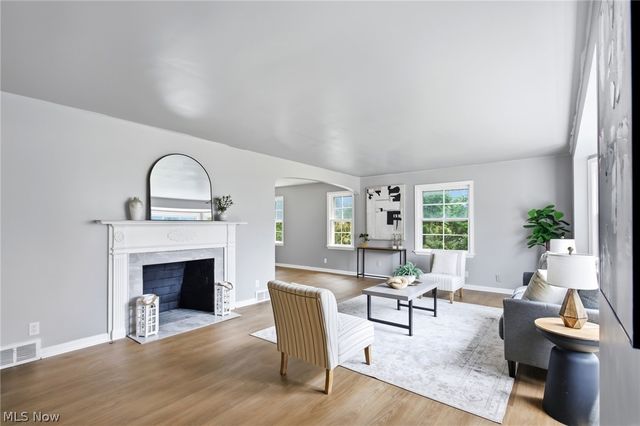 1159 Brandon Road, Cleveland Heights, OH 44112