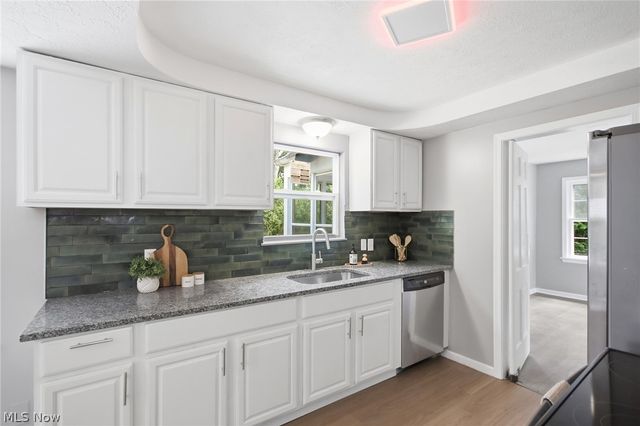 1159 Brandon Road, Cleveland Heights, OH 44112