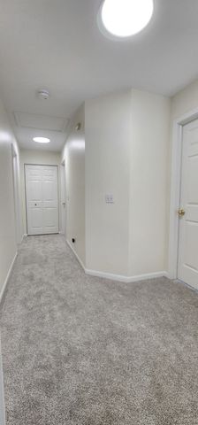 2145 Colchester Avenue, Hoffman Estates, IL 60192