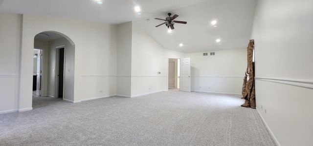 2145 Colchester Avenue, Hoffman Estates, IL 60192