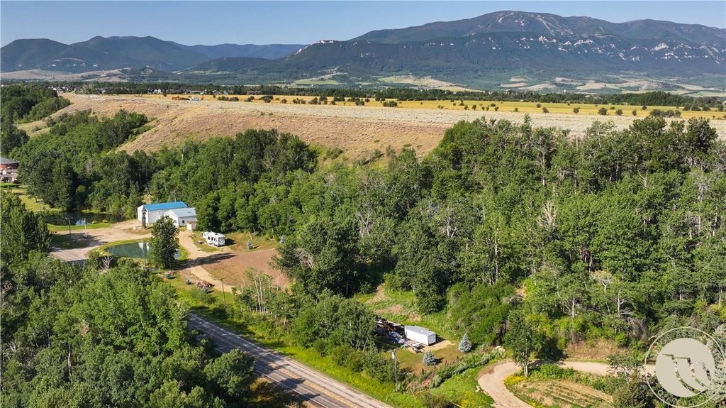 7209 US Highway 212, Red Lodge, MT 59068 photo 2