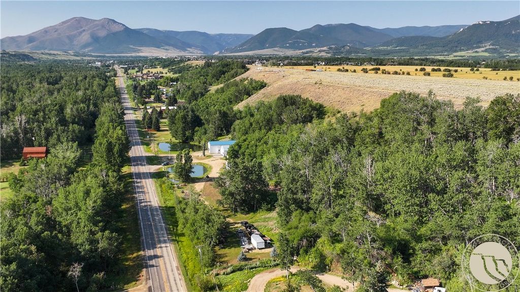 7209 US Highway 212, Red Lodge, MT 59068 photo 3