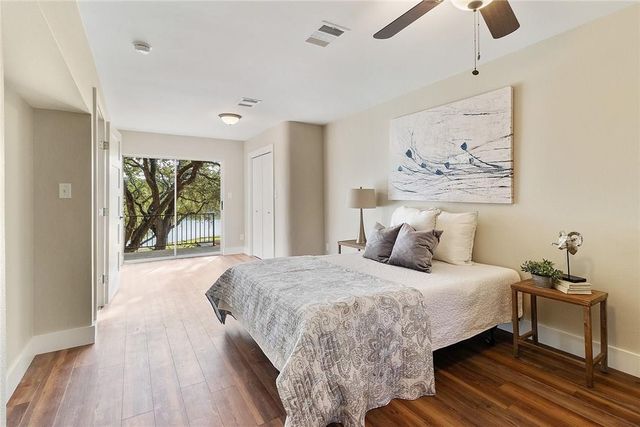 25203 Lake View DR, Spicewood, TX 78669