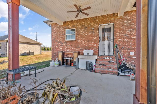 155 Julia Ann Ct, Springfield, TN 37172