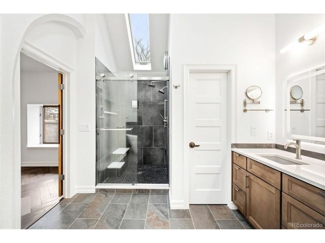 225 N Lincoln St 8, Denver, CO 80203