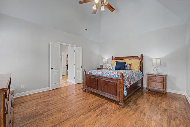 6505 S 36th Street, Rogers, AR 72758