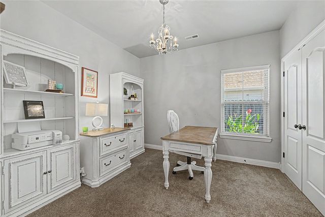 6505 S 36th Street, Rogers, AR 72758
