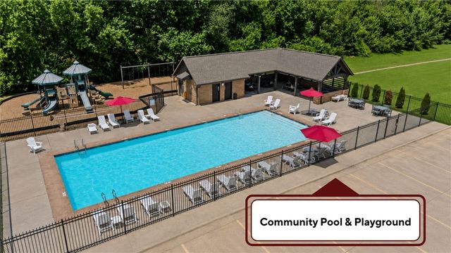 6505 S 36th Street, Rogers, AR 72758