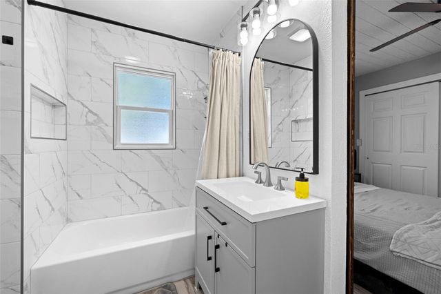 7121 122ND AVENUE E, Parrish, FL 34219