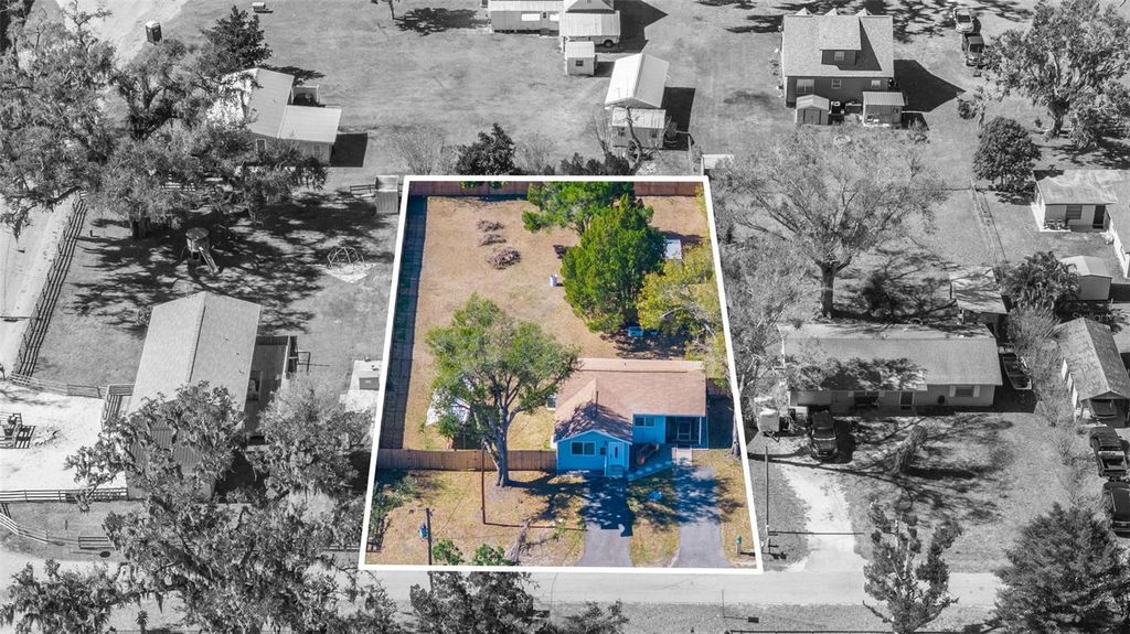 Image 2 of property listing at 7121 122ND AVENUE E, Parrish, FL 34219