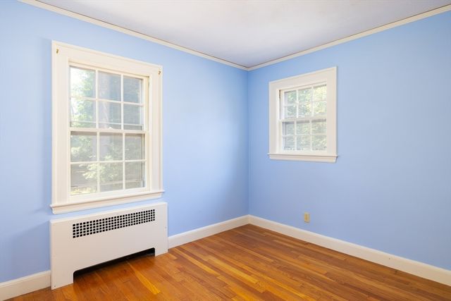 59 Hinckley Rd, Newton, MA 02468