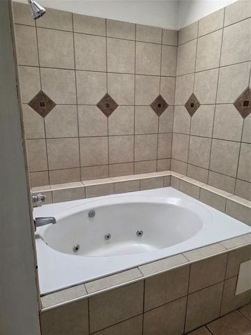 7803 La Rochelle Circle, Houston, TX 77071