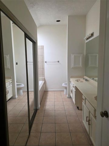 7803 La Rochelle Circle, Houston, TX 77071