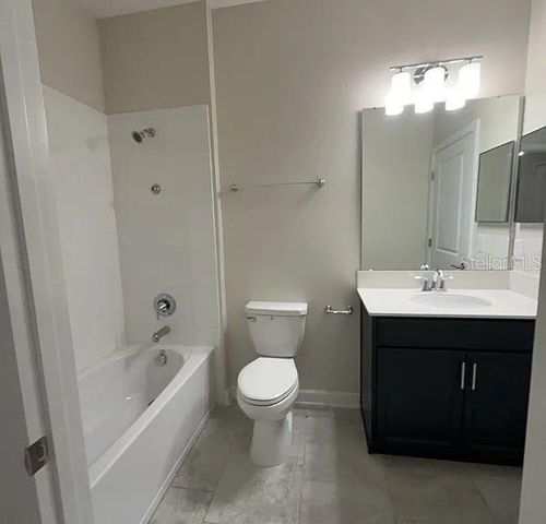 1058 QUAKER RIDGE LANE, Davenport, FL 33896