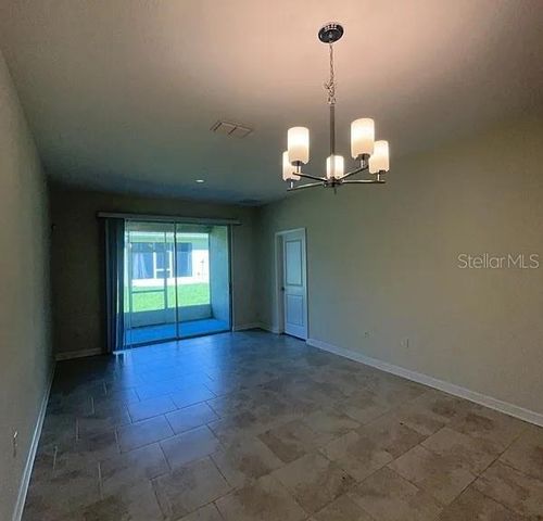 1058 QUAKER RIDGE LANE, Davenport, FL 33896