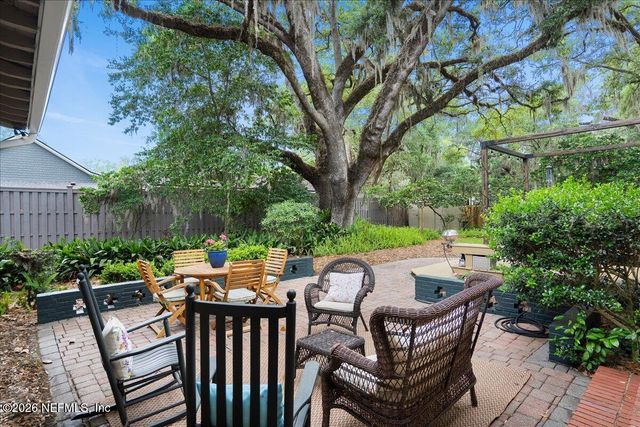 2950 ARAPAHOE Avenue, Jacksonville, FL 32210