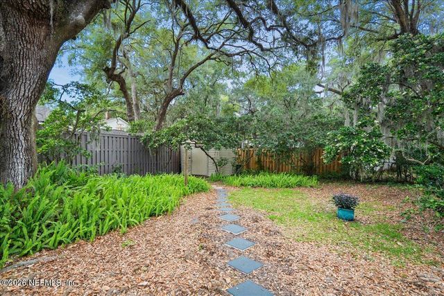 2950 ARAPAHOE Avenue, Jacksonville, FL 32210