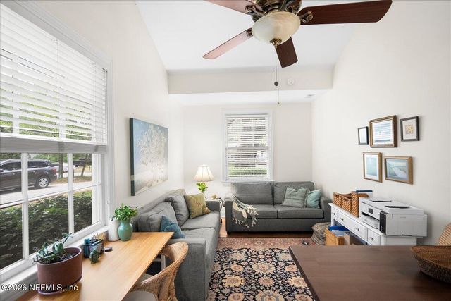 2950 ARAPAHOE Avenue, Jacksonville, FL 32210