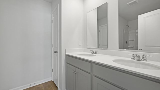 917 Long Bluff Road, Summerville, SC 29486