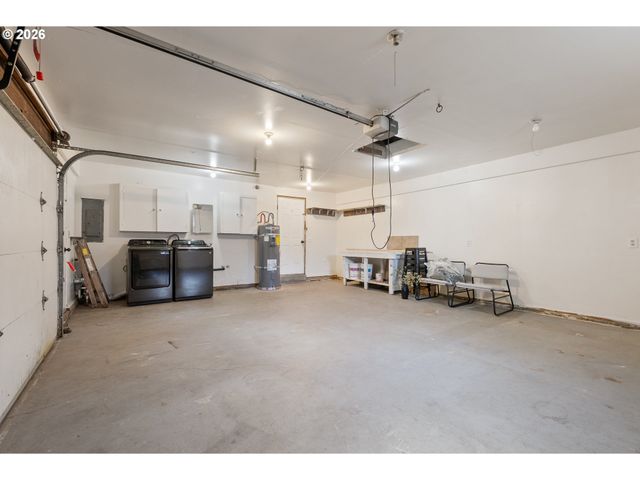 6414 Se 144TH Ln, Portland, OR 97236